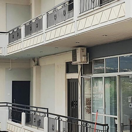 Walnut Home Apartment Near Ancient Olympia Krestena Exterior photo