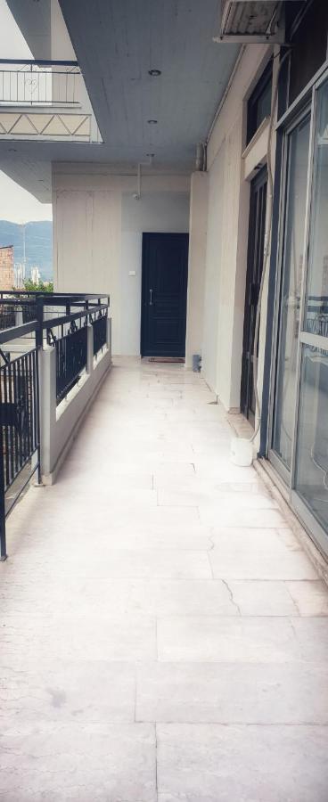 Walnut Home Apartment Near Ancient Olympia Krestena Exterior photo